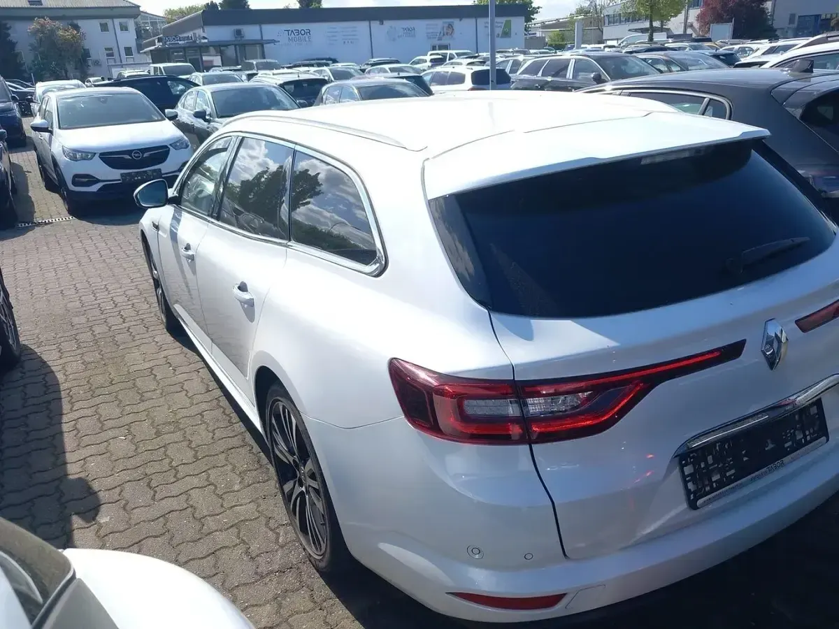 Gebraucht Renault Talisman GrandTour Initiale Paris 224 PS (164 kW) 2020 Weiß metallic Kombi