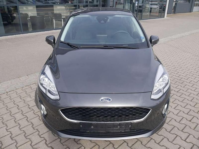 Gebraucht Ford Fiesta 101 PS (74 kW) 2019 Magneticgrau (metallic) Kleinwagen