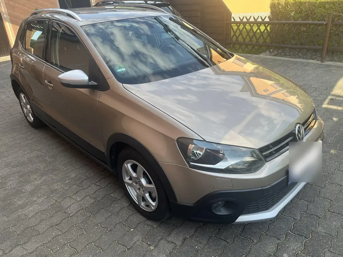 Gebraucht VW Polo Cross 90 PS (66 kW) 2015 Beige Kleinwagen