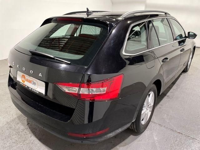 Gebraucht Skoda Superb Ambition 150 PS (110 kW) 2021 Cerna magic/black magic Kombi