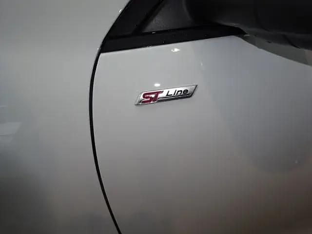 Gebraucht Ford Kuga ST-Line X 190 PS (139 kW) 2024 Frostweiß SUV