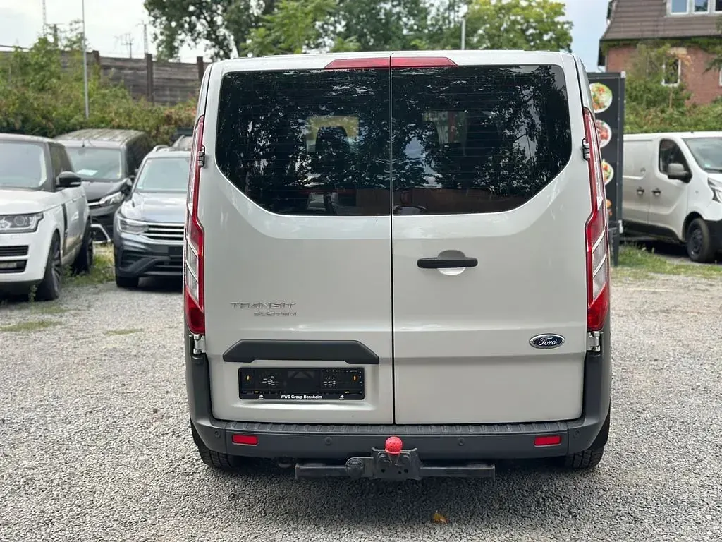 Gebraucht Ford Transit Trend 105 PS (77 kW) 2018 Weiß Van