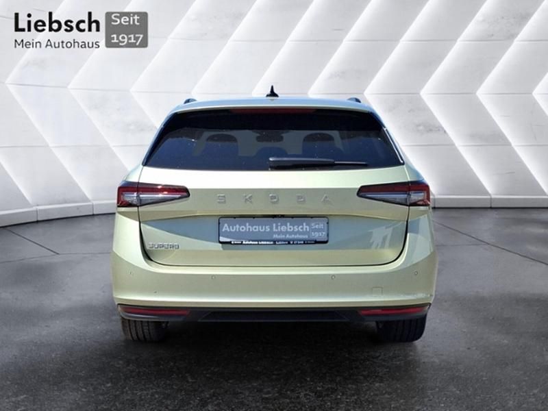 Gebraucht Skoda Superb Selection 150 PS (110 kW) 2024 Beige Kombi