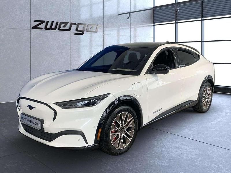 Gebraucht Ford Mustang Mach-E Extended Range 216 kW (294 PS) 2025 Star white platinum SUV