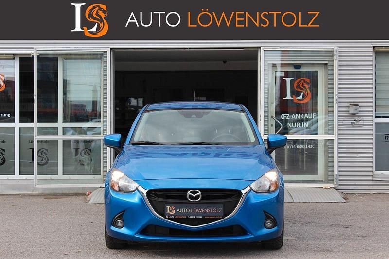 Gebraucht Mazda 2 Exclusive-Line 90 PS (66 kW) 2015 Blau Kleinwagen