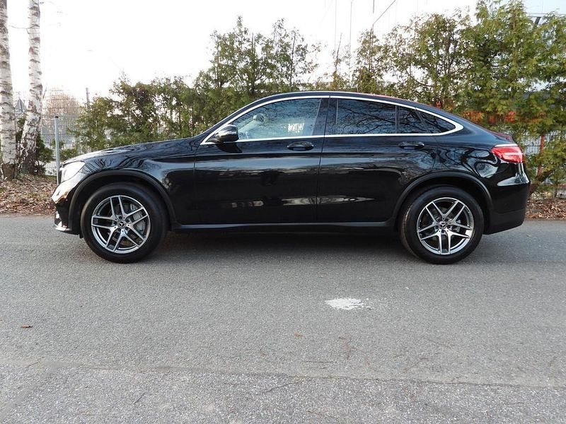 Gebraucht Mercedes GLC250 AMG line 204 PS (150 kW) 2017 Schwarz SUV