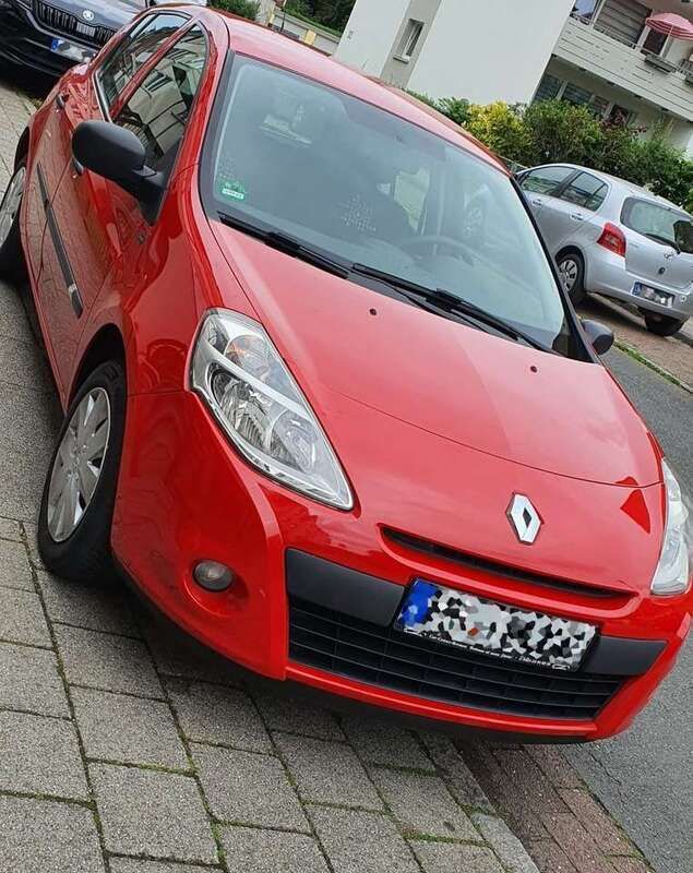 Rot Gebraucht 2011 Renault Clio II Limousine | 3.250 € (Fairer Preis) - Bild 1/4