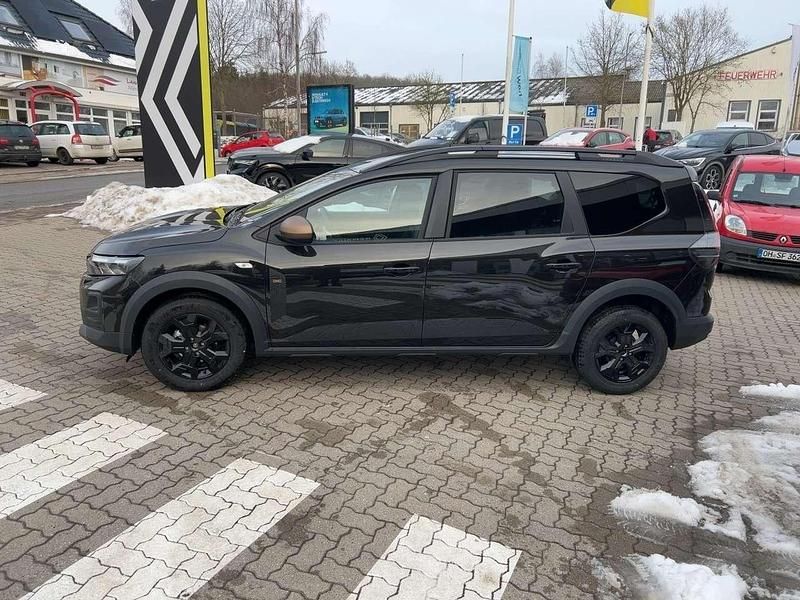 Neu Dacia Jogger Extreme 110 PS (80 kW) 2026 Perlmuttschwarz metallic Van / Kleinbus