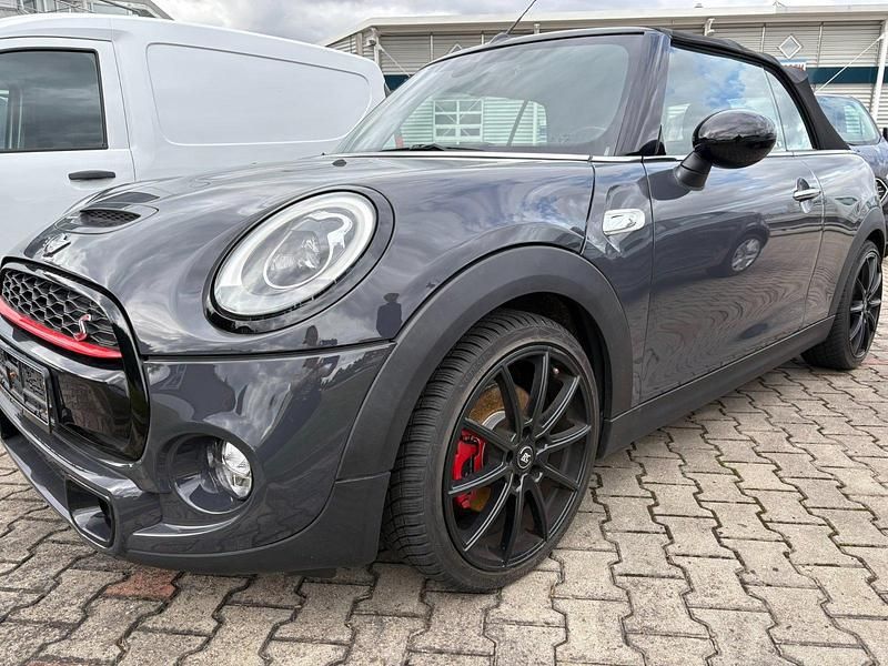 Grau Gebraucht 2018 Mini Cooper SD Cabriolet Cabrio | 22.200 € - Bild 1/4