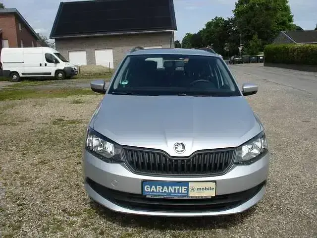 Gebraucht Skoda Fabia Active 75 PS (55 kW) 2018 Silber Kombi