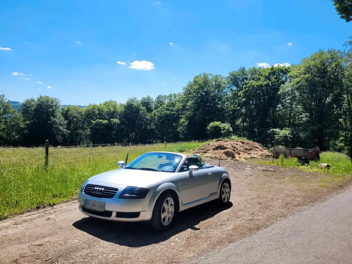 Gebraucht Audi TT Roadster 150 PS (110 kW) 2002 Silber Cabrio