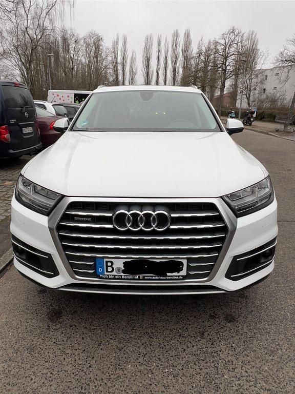 Weiß Gebraucht 2019 Audi Q7 Ambiente SUV | 30.000 € (Superpreis) - Bild 1/4