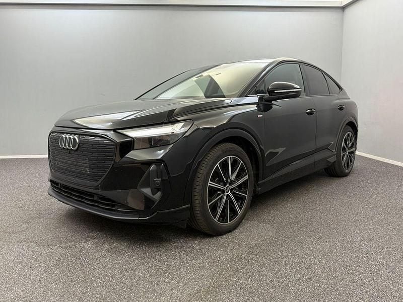 Schwarz Gebraucht 2022 Audi Q4 Sportback e-tron S-Line SUV | 28.899 € (Fairer Preis) - Bild 1/4