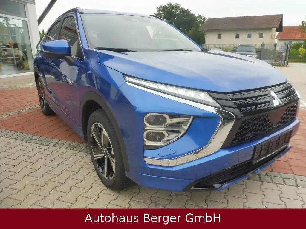 Gebraucht Mitsubishi Eclipse Cross Plus 98 PS (72 kW) 2025 Blau SUV