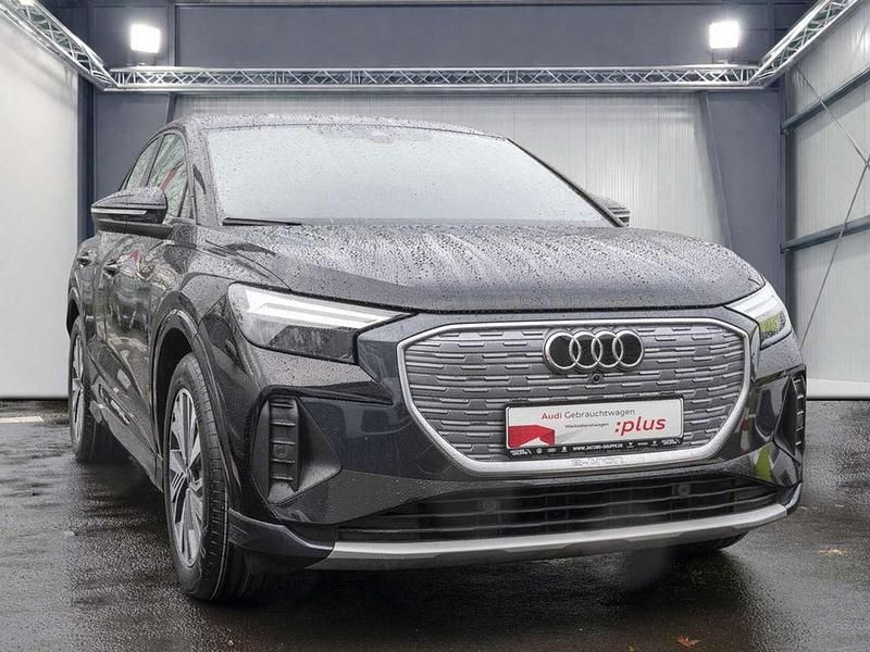 Gebraucht Audi Q4 e-tron 219 kW (299 PS) 2022 Mythosschwarz SUV