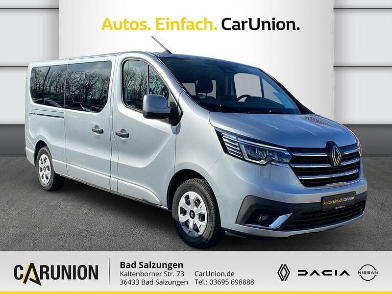 Second-hand Renault Trafic Evolution 150 CP (110 kW) 2024 Gri Monovolum