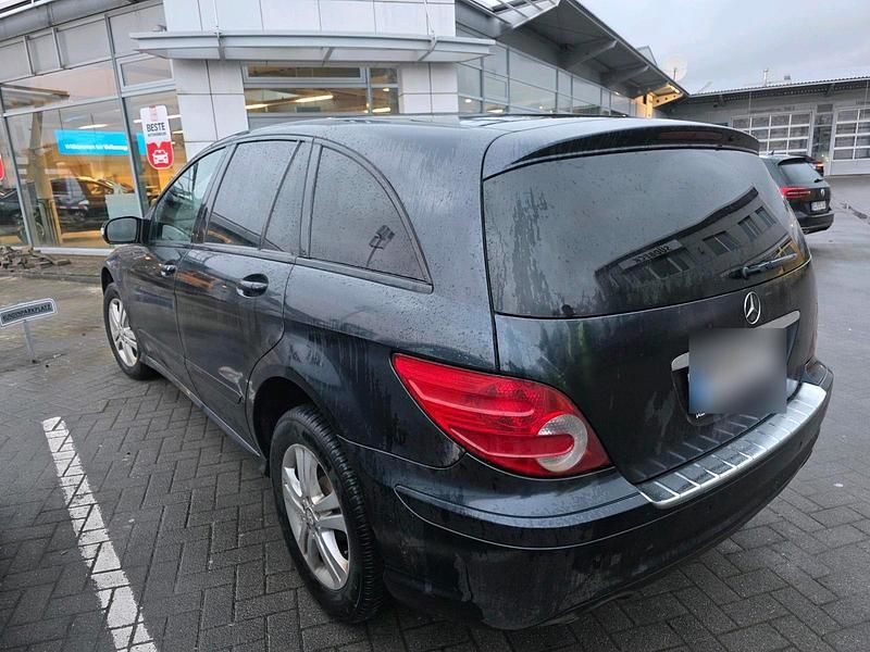 Gebraucht Mercedes R320 224 PS (164 kW) 2008 Van / Kleinbus