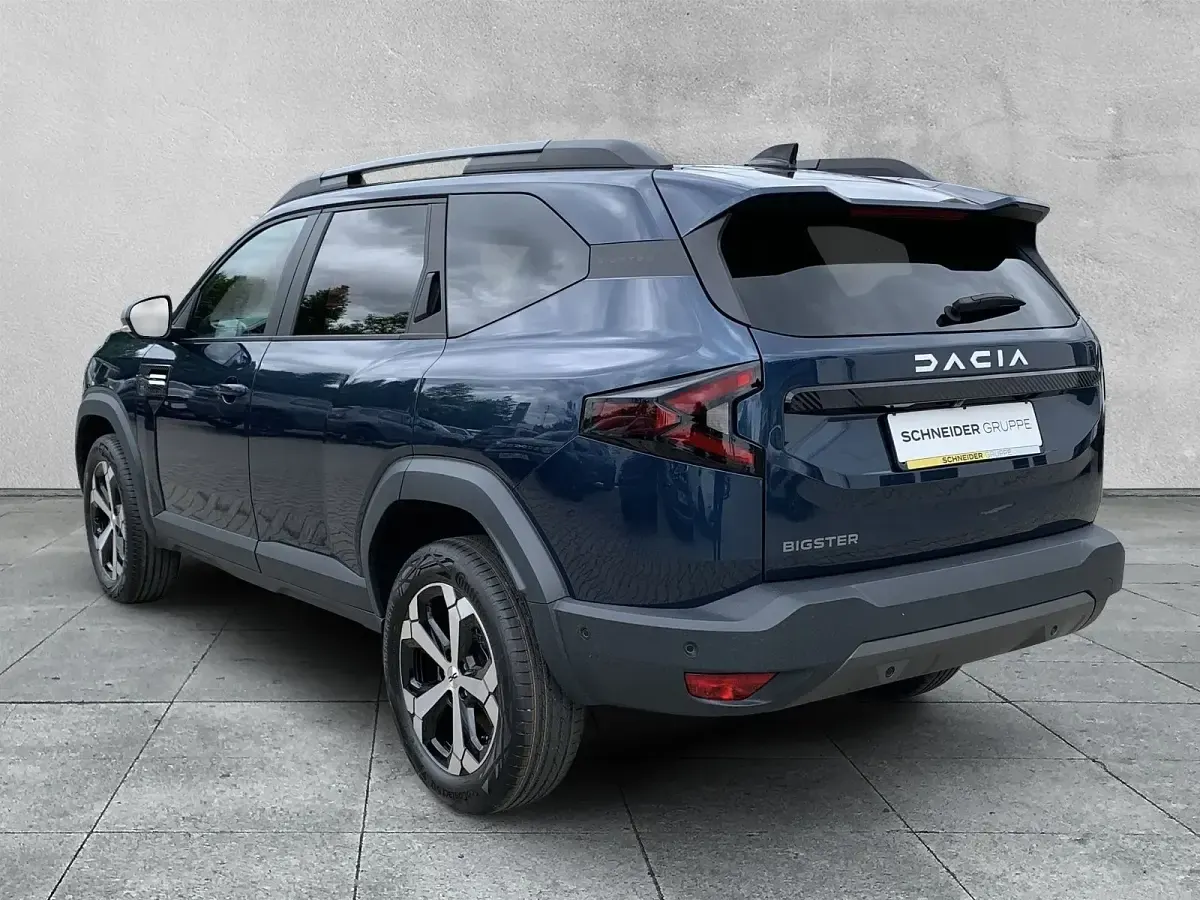 Neu Dacia Bigster Journey 140 PS (102 kW) 2026 Blau SUV