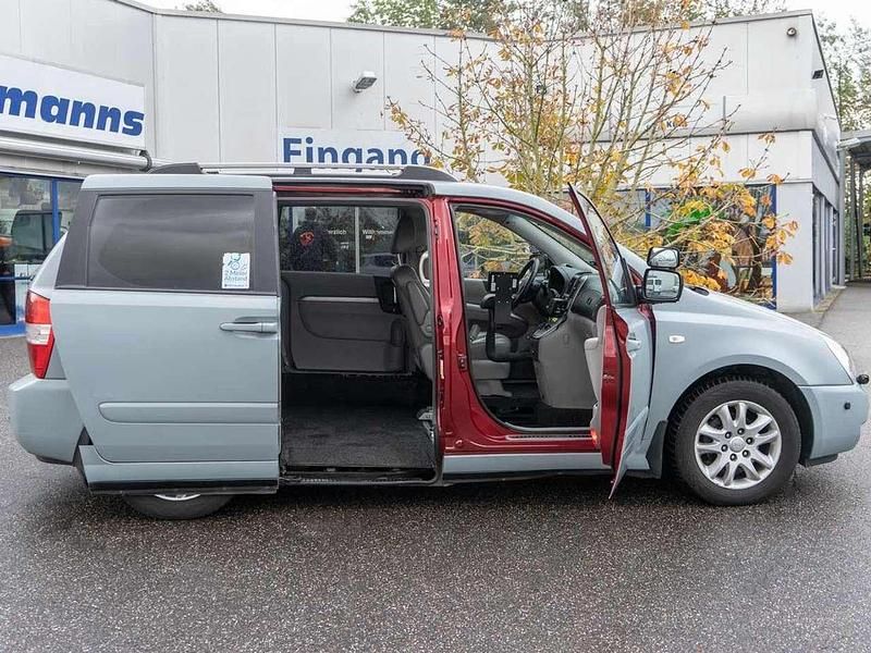 Gebraucht Kia Carnival EX 185 PS (136 kW) 2009 Cocktailrot met. Van / Kleinbus