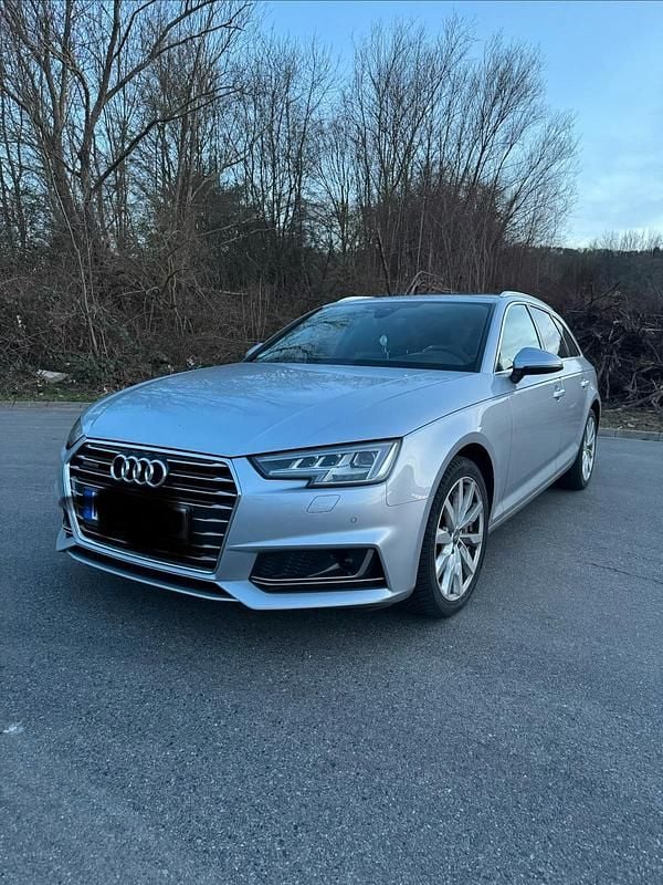 Gebraucht Audi A4 Ambiente 231 PS (169 kW) 2019 Silber Kombi