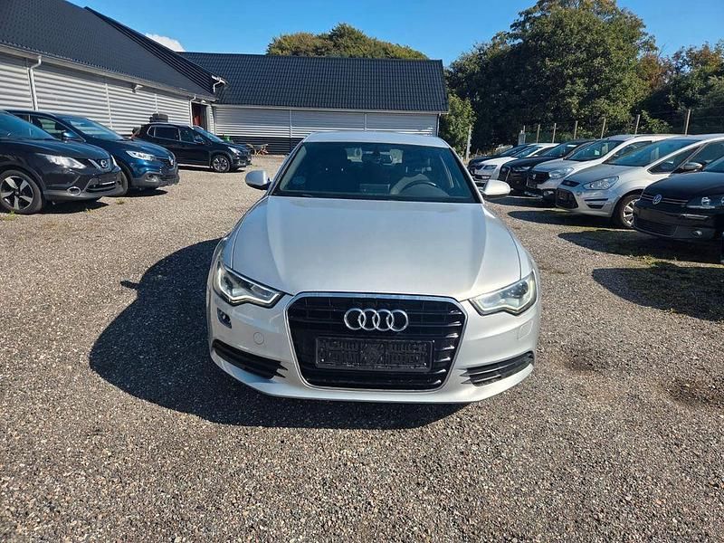 Silber Gebraucht 2011 Audi A6 Performance Limousine | 7.200 € (Guter Preis) - Bild 1/4