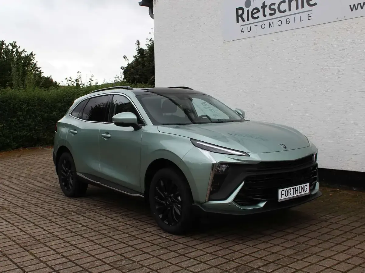 Gebraucht DFSK Forthing 5 177 PS (130 kW) 2025 Grün SUV