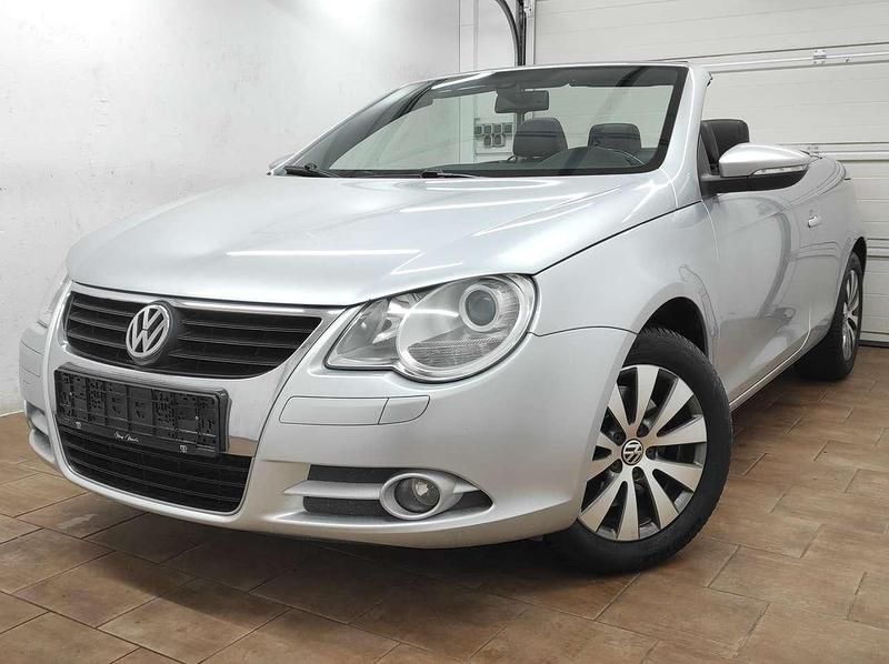 Usata VW Eos 140 CV (102 kW) 2010 Argento Cabrio