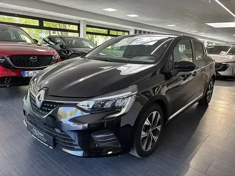 Käytetty Renault Clio V Evolution 67 HP (49 kW) 2023 Musta Viistoperä