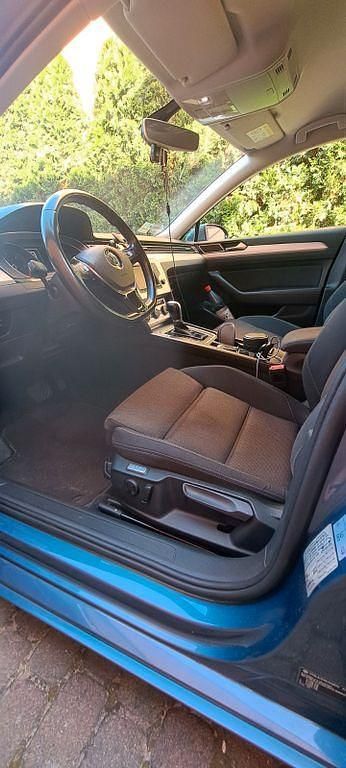 Gebraucht VW Passat Comfortline 150 PS (110 kW) 2015 Blau Kombi