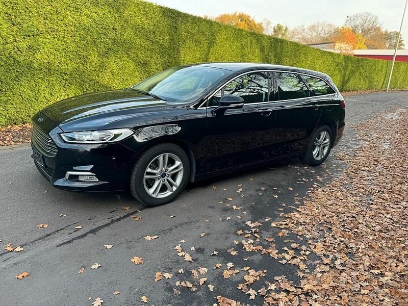 Gebraucht Ford Mondeo 160 PS (117 kW) 2019 Schwarz Kombi