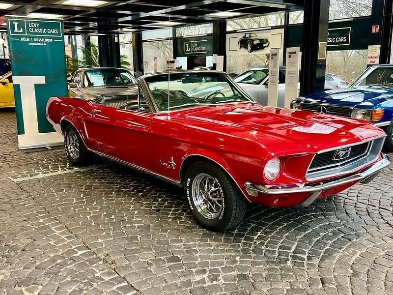 Rot Gebraucht 1968 Ford Mustang Cabrio | 49.800 € - Bild 1/4