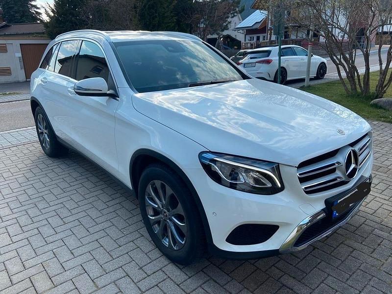 Gebraucht Mercedes GLC220 170 PS (125 kW) 2017 Weiß SUV