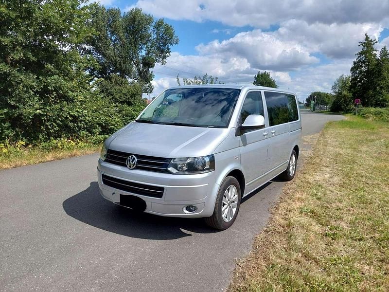 Silber Gebraucht 2014 VW T5 Highline Van | 28.500 € (Fairer Preis) - Bild 1/4