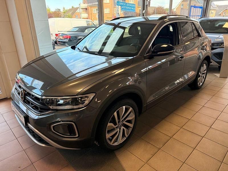 Grau Gebraucht 2024 VW T-Roc Goal SUV | 31.500 € (Guter Preis) - Bild 1/4