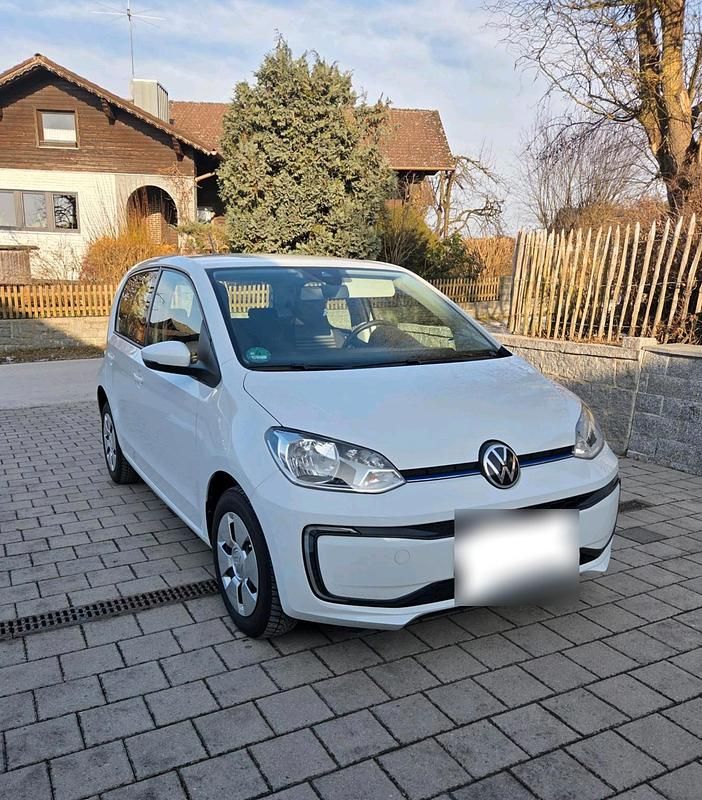 Usata VW e-up! 61 kW (83 CV) 2021 Bianco Utilitaria