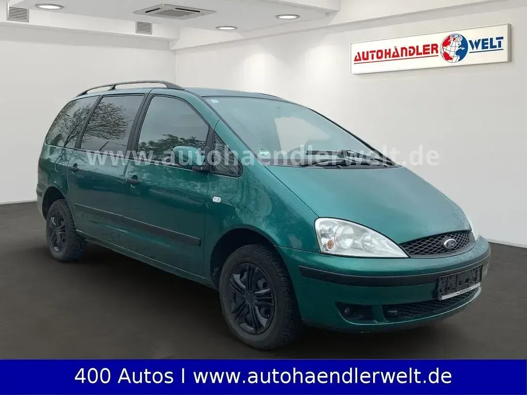 Second-hand Ford Galaxy Basis 145 CP (106 kW) 2000 Verde Monovolum