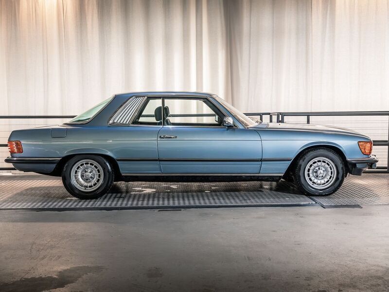 Blau Gebraucht 1977 Mercedes SLC280 | 19.900 € - Bild 1/4