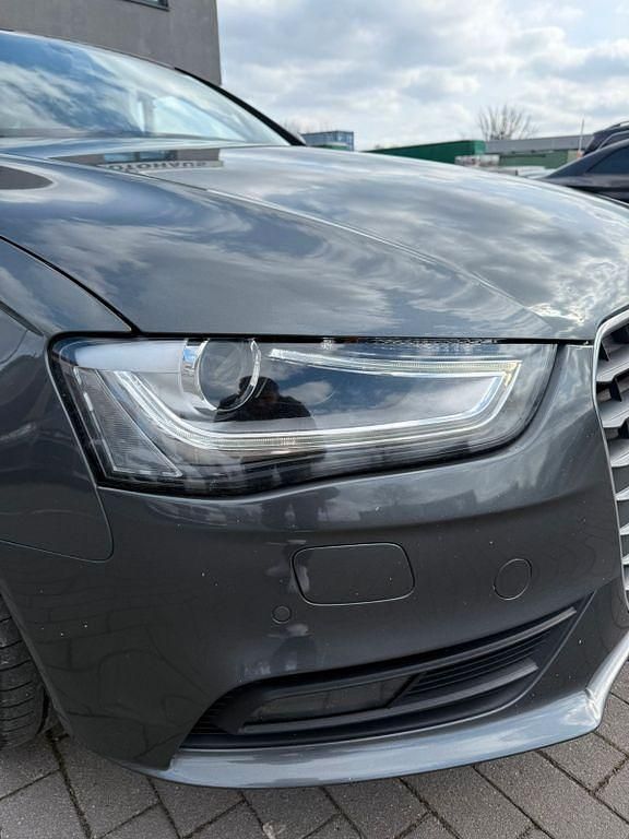Gebraucht Audi A4 S-Line 177 PS (130 kW) 2014 Grau Kombi