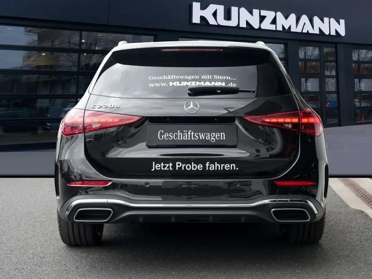 Gebraucht Mercedes C220 AMG 197 PS (144 kW) 2026 Schwarz Kombi