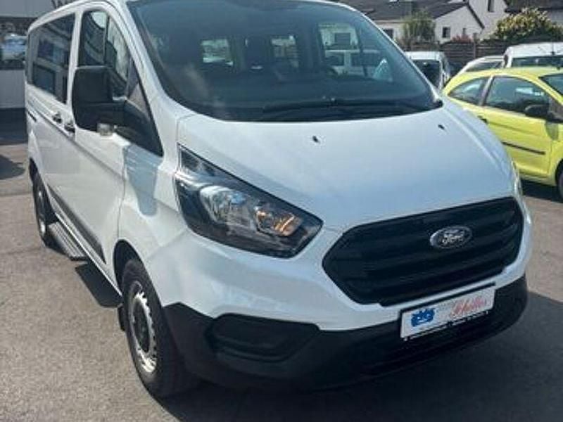 Frozen white Gebraucht 2021 Ford Tourneo Van / Kleinbus | 24.490 € (Superpreis) - Bild 1/4