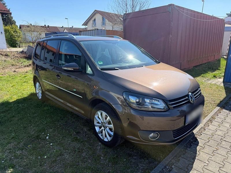 Gebraucht VW Touran Highline 170 PS (125 kW) 2012 Braun Van / Kleinbus