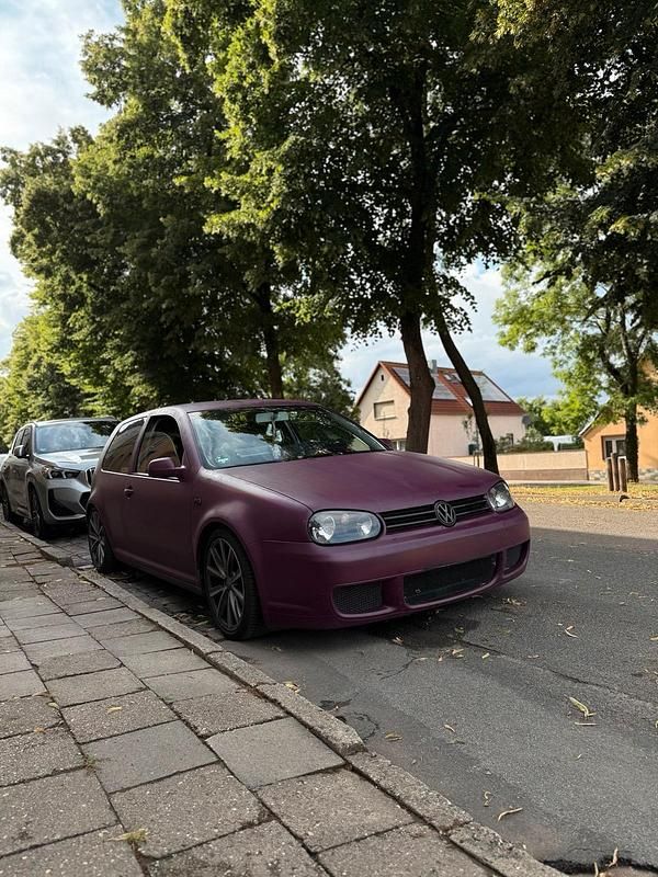 Violet Gebraucht 2003 VW Golf IV Limousine | 2.500 € (Fairer Preis) - Bild 1/4