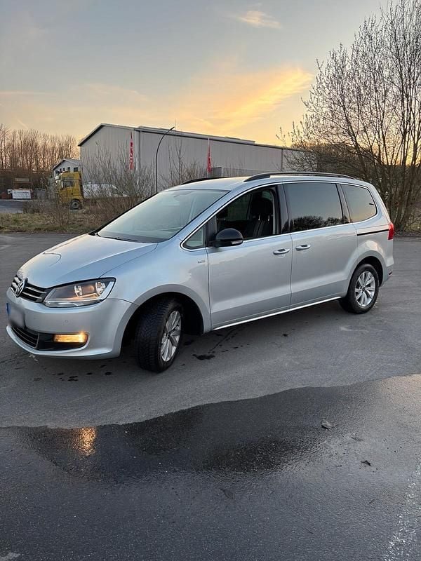 Gebraucht VW Sharan Edition 175 PS (128 kW) 2012 Silber Van / Kleinbus