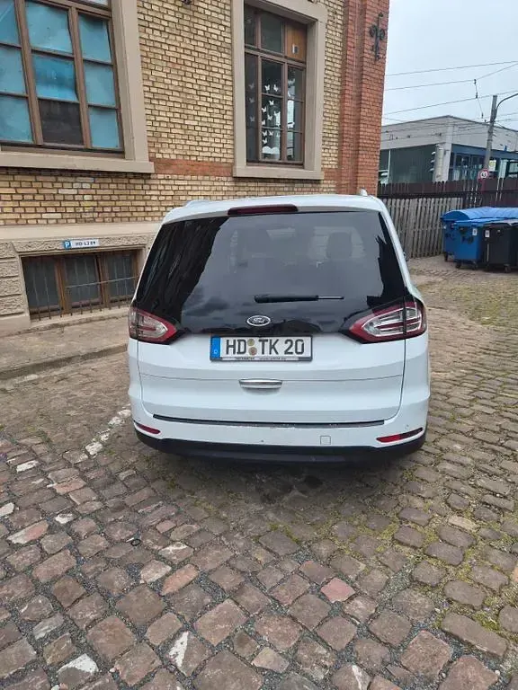 Gebraucht Ford Galaxy Titanium 150 PS (110 kW) 2016 Weiß Van / Kleinbus