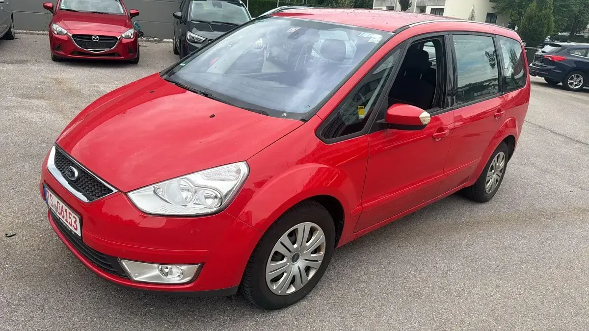 Gebraucht Ford Galaxy Trend 145 PS (106 kW) 2008 Rot Van / Kleinbus