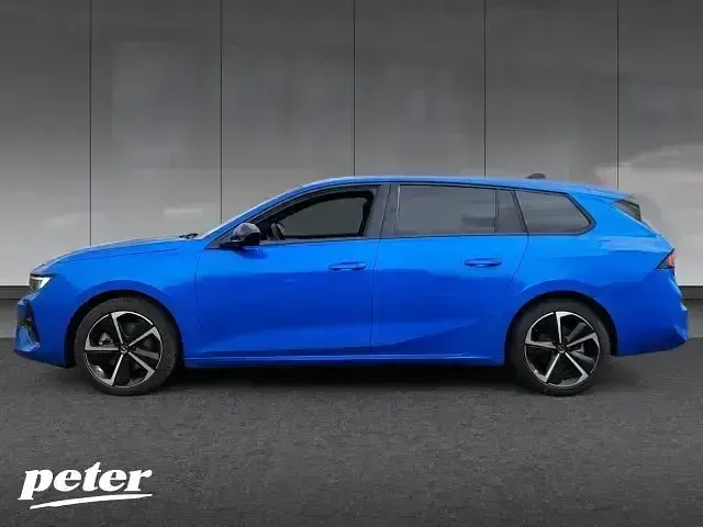 Gebraucht Opel Astra 131 PS (96 kW) 2024 Met. kobalt blau Kleinwagen