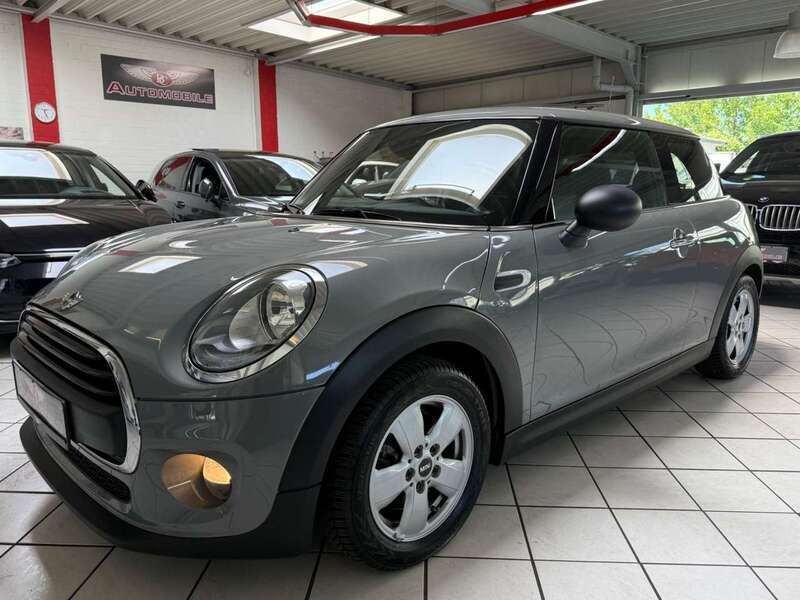 Moonwalk grey (metallic) Gebraucht 2016 Mini ONE Kleinwagen | 11.990 € (Etwas zu teuer) - Bild 1/4