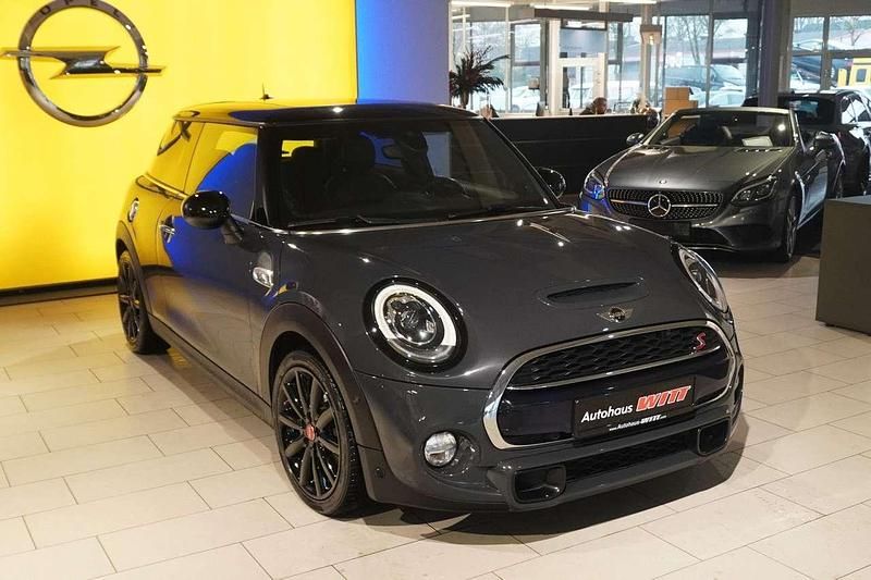 Grau Gebraucht 2017 Mini Cooper S Coupé Coupé | 16.990 € (Fairer Preis) - Bild 1/4