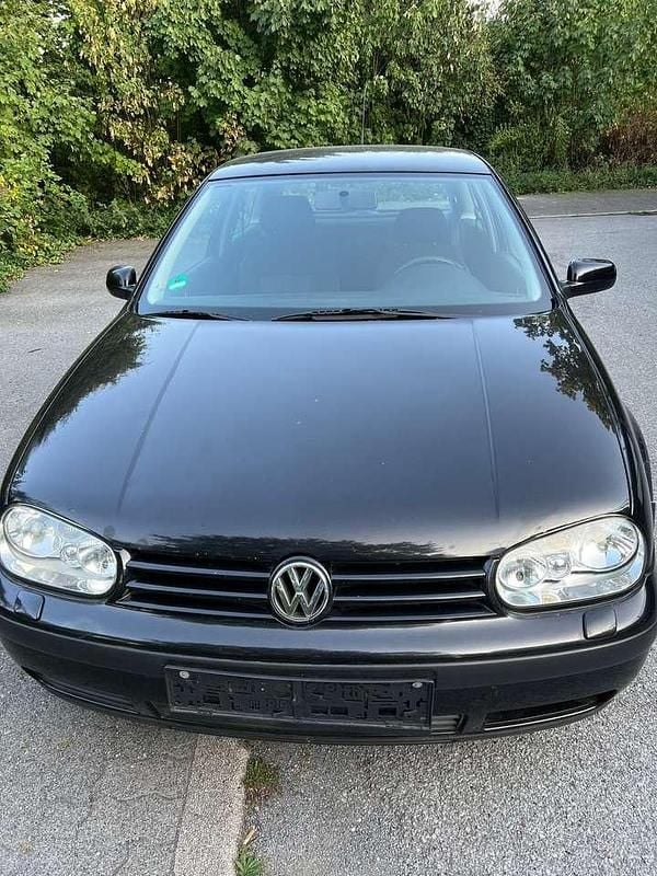 Gebraucht 1999 VW Golf IV Limousine | 1.900 € (Guter Preis) - Bild 1/4