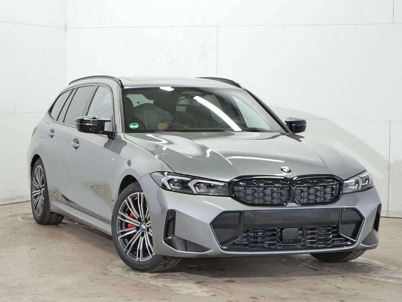 Gebraucht BMW 340 374 PS (275 kW) 2025 Skyscraper grau Kombi